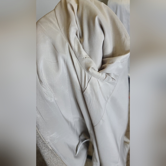 COPY - Linen Blend Ann Taylor Skirt Suit with Bow Detail - Picture 9 of 9